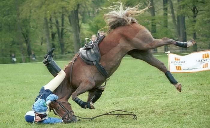 Falling off Horse